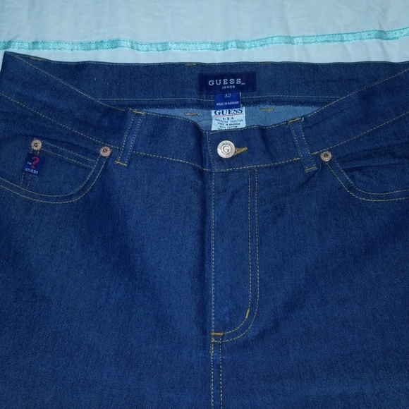 Guess Jeans - Picture 2 of 4